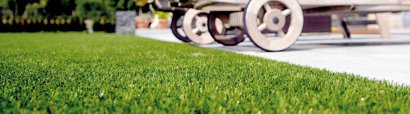 neat and tidy artificial lawn